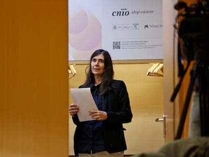 La directora del CNIO, María Blasco, antes de una rueda de prensa en la sede del CNIO.
