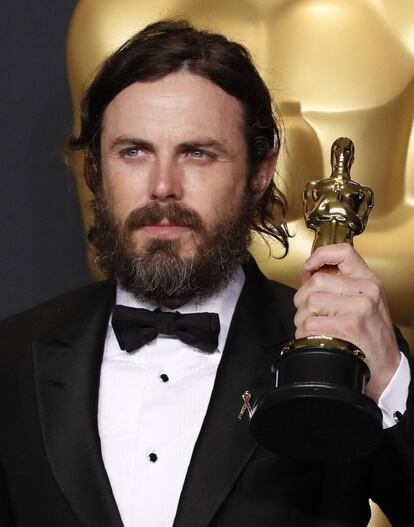 En 2010 la productora de 'I'm Still Here' Amanda White y la cineasta Magdalena Gorka presentaron una demanda contra el director de la película Casey Affleck, hermano de Ben Affelck, alegando acoso sexual así como acusándolo de infligirles intencionalmente “angustia emocional”. Ambos casos fueron resueltos fuera de la corte. El escándalo volvió a cobrar fuera este año, justo antes de la temporada de premios, sin embargo, eso no le afectó y obtuvo el premio Oscar a mejor actor por 'Manchester frente al mar'.