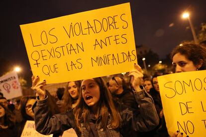 Momento de la manifestación en Barcelona contra la violencia machista.