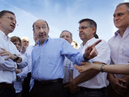 Alfredo P&eacute;rez Rubalcaba y Seraf&iacute;n Castellano, en Villar del Arzobispo.