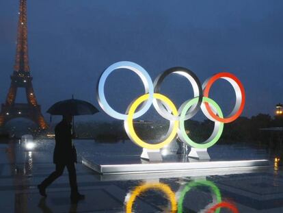 La escultura de los anillos de los Juegos Ol&iacute;mpicos de 2024.