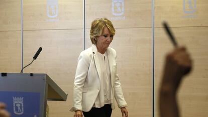 Esperanza Aguirre, el d&iacute;a que anunci&oacute; su dimisi&oacute;n como concejal del Ayuntamiento de Madrid.