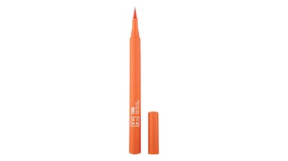 Este eyeliner naranja es el maquillaje del verano.
