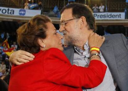 Mariano Rajoy y Rita Barbera.