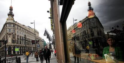 Fachada de la antigua sede de Banesto, en Canalejas.