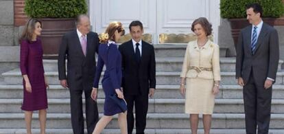 Los Reyes de España junto con los Príncipes de Asturias y el matrimonio Sarkozy