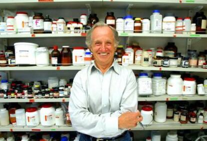 El premio Nobel Mario Capecchi, en su laboratorio en la Universidad de Utah.