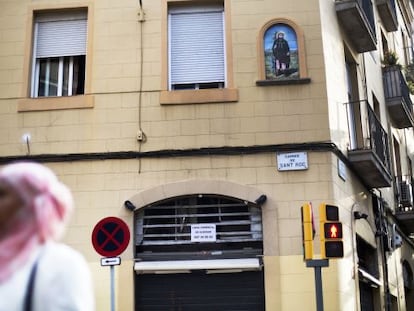 Una de les plaques en agraïment a sant Roc.