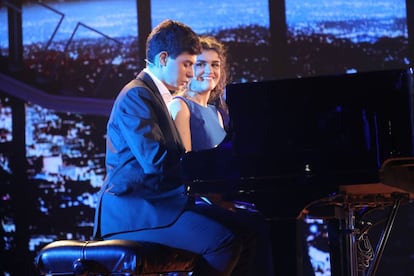 Alfred y Amaia, interpretando 'City of Stars' en 'Operación triunfo'.