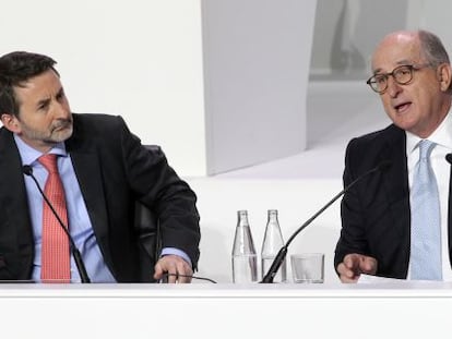 Josu Jon Imaz, consejero delegado de Repsol, y Antonio Brufau, presidente de la petrolera espa&ntilde;ola.