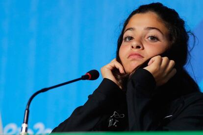 La nadadora refugiada siria Yusra Mardini, el martes ante los medios.