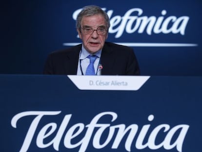 César Alierta, presidente de Telefónica, en la junta de accionistas de 2015