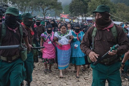 Marichuy, la primera mujer indígena candidata a la presidencia, en el Caracol de Morelia, Chiapas en 2017