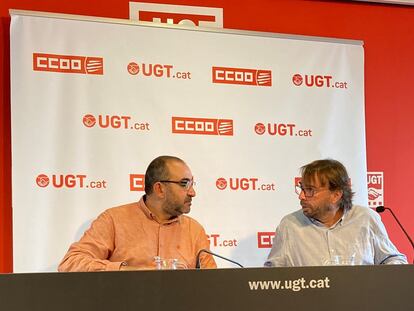 Los secretarios generales de CC OO y UGT en Cataluña, Javier Pacheco y Camil Ros.