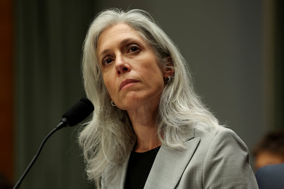 Trump cesa a la directora de los centros de control y prevención de enfermedades