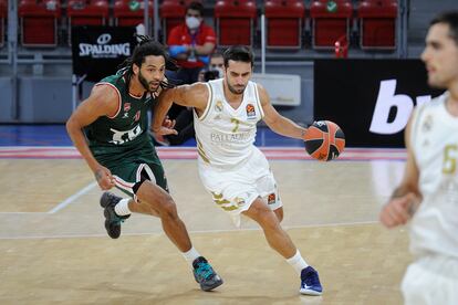 Pierria Henry controla los movimientos de Campazzo.