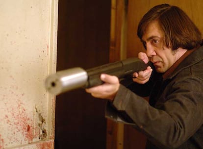 Javier Bardem, como Anton Chigurh en <i>No es país para viejos.</i>