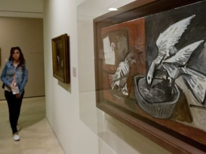 La obra de Picasso 'Tres palomas', que se muestra en la exposición.