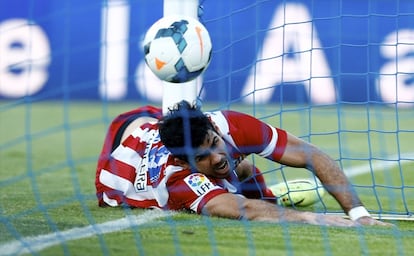 Jornada 33. Getafe,0-Atlético, 2. Diego Costa certifica la victoria en el Coliséum jugándose la pierna en un remate ajustado en el segundo palo. Todo quedó en un susto.