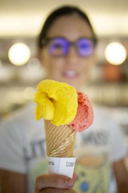 Un helado elaborado en Freskura.