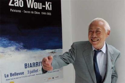 El pintor Zao Wou-Ki, ayer en Bilbao, durante la presentación de su exposición en Biarritz.