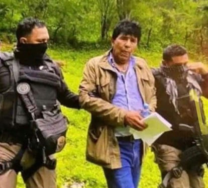 Rafael Caro Quintero, tras ser detenido en Sinaloa en 2022, en una fotografía cedida por la Marina de México.