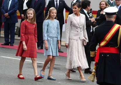 La reina Letizia, con su hijas Leonor y Sofía.