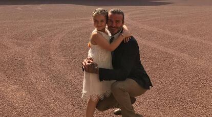 David Beckham con su hija Harper celebrando su sexto cumpleaños.