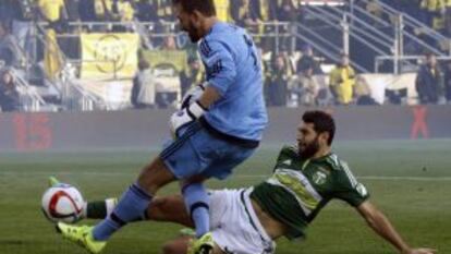 Diego Valeri, Steve Clark