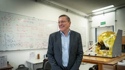 Gustavo Medina, responsable del Laboratorio de Instrumentación Espacial, del Instituto de Ciencias Nucleares de la UNAM.