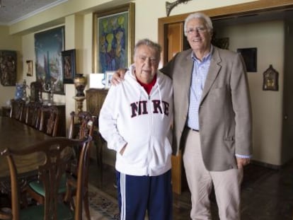 Pedro Ferrándiz y Lolo Sáinz en el domicilio del primero.