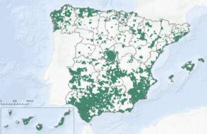 Municipios (en verde) que concentran el 90% de la población española.