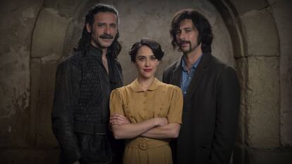 Los protagonistas de 'El Ministerio del Tiempo'.