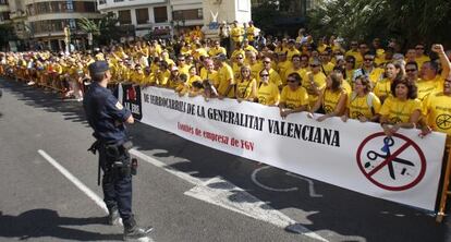 Empleados de Ferrocarrils de la Generalitat se manifiestan en Valencia el pasado 9 de octubre ante el anuncio inminente de un ERE.