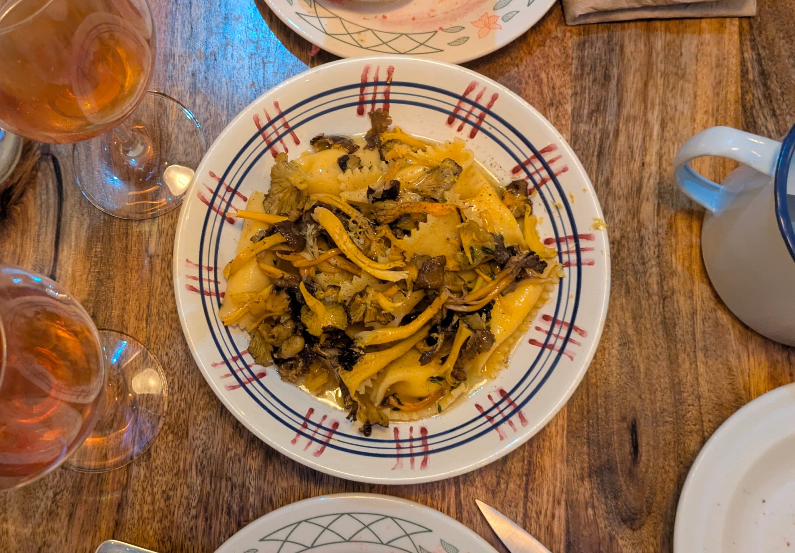 Raviolis con setas y mantequilla tostada de Arenales