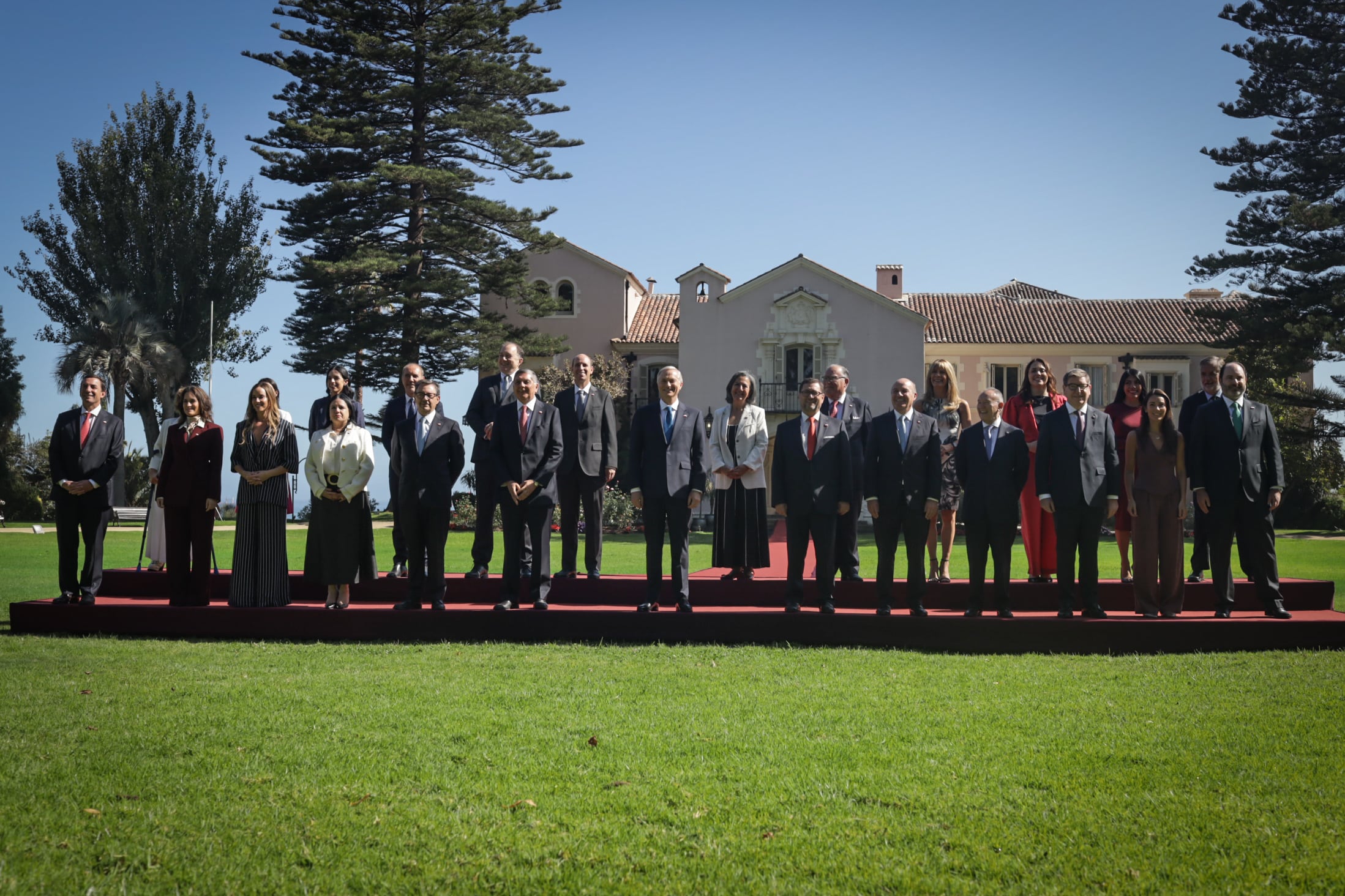 José Antonio Kast junto a su gabinete en el Palacio Presidencial de Cerro Castillo, en Valparaíso, este miércoles