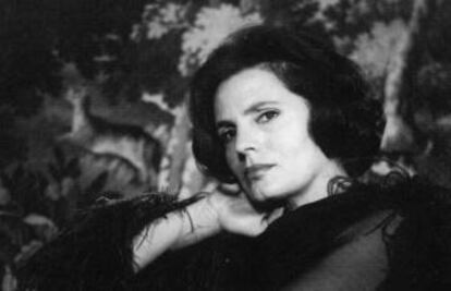 Amalia Rodrigues.