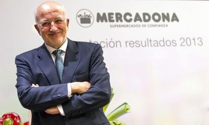 El presidente de Mercadona, Juan Roig, con 6.000 millones de euros, desciende a la tercera posición y completa el podio de los tres españoles más ricos.