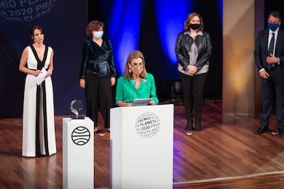 Carmen Posadas durante la entrega del Premio Planeta 2020 en Barcelona, el pasado 15 de octubre. 