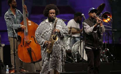 Kamasi Washington, líder de Throttle Elevator Music, en San Sebastián en 2017.