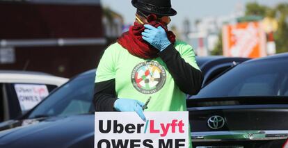 Protesta contra Uber y Lyft en Los Ángeles, el 16 de abril.