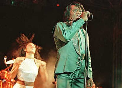 James Brown, durante una actuación en Ourense en 2000.