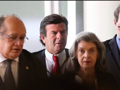 Os ministros do Supremo Gilmar Mendes, Luiz Fux, Carmem L&uacute;cia, Dias Toffoli e Rosa Weber. Corte &eacute; composta por onze membros. 