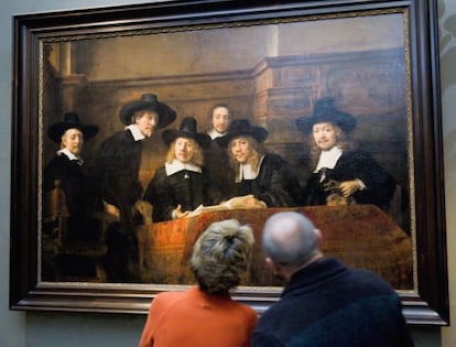 Los s&iacute;ndicos del gremio de pa&ntilde;eros (1662), una de las obras maestras de Rembrandt. 