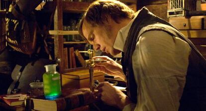 Fotograma de la película 'La duda de Darwin', con Paul Bettany en el papel del genial científico.