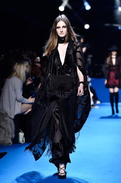 Elie Saab : Runway &#8211; Paris Fashion Week Womenswear Fall/Winter 2016/2017