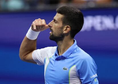 Djokovic celebra la victoria contra Shelton, este viernes en la Arthur Ashe.