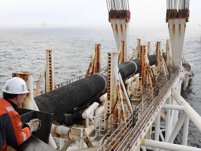 Imagen de archivo de la construcción del Nord Stream 2 en el mar Báltico.