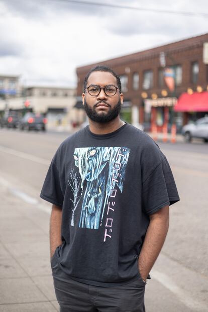 Nikhil Kumaran, vecino de la zona de la calle Market, en Minneapolis.