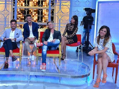 &#039;Mujeres hombres y viceversa&#039;, el programa de Telecinco que en Espa&ntilde;a siguen diariamente casi 1 mill&oacute;n de espectadores. La mayor&iacute;a de ellos, j&oacute;venes. 